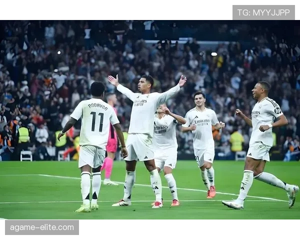 莱万多夫斯基对阵皇马与巴萨的关键比赛影响力解析