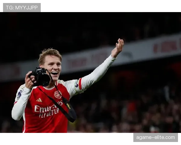 厄德高在顶级中场竞争中的地位分析