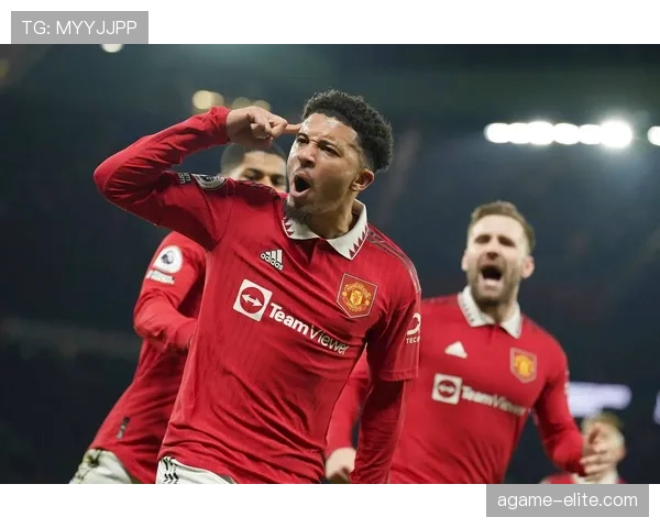 曼联赢球背后体系隐患加剧，重建进程面临稳定性考验